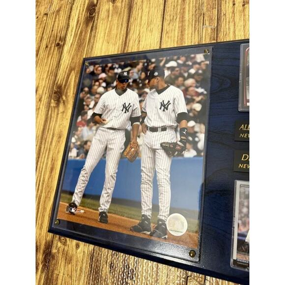 MLB ALEX RODRIGUEZ & DEREK JETER NY YANKEES 14"x11" Photo And 2 Cards Wooden - Picture 6 of 11